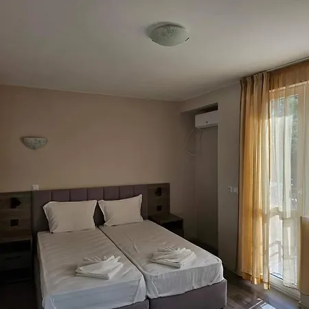 Lotos * Kiten (Burgas)